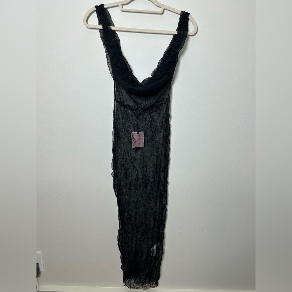 PrettyLittleThing Black crushed mesh cowl neck maxi beach dress - Picture 1 of 2